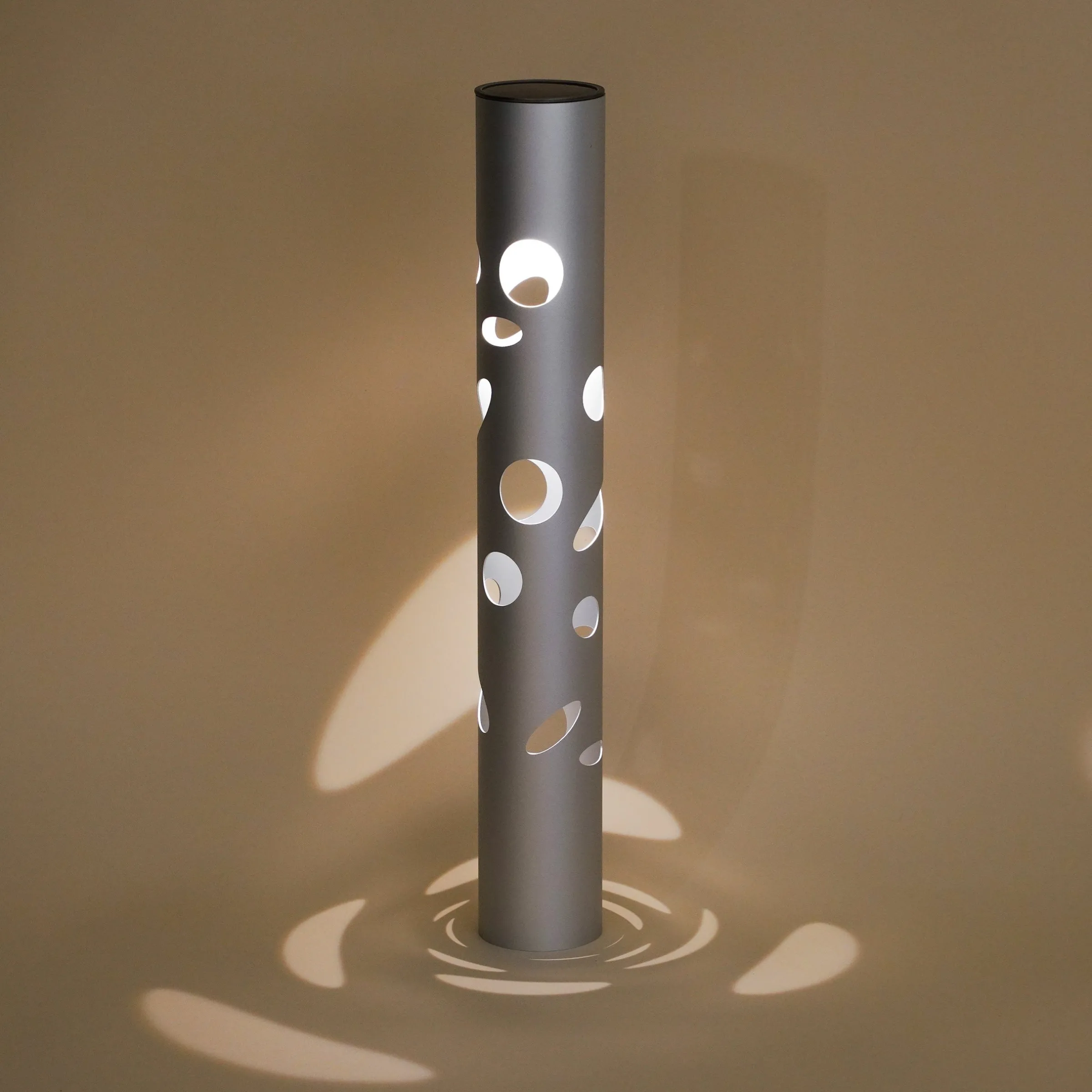 Moderne Solarleuchte FantasyLight aus Aluminium