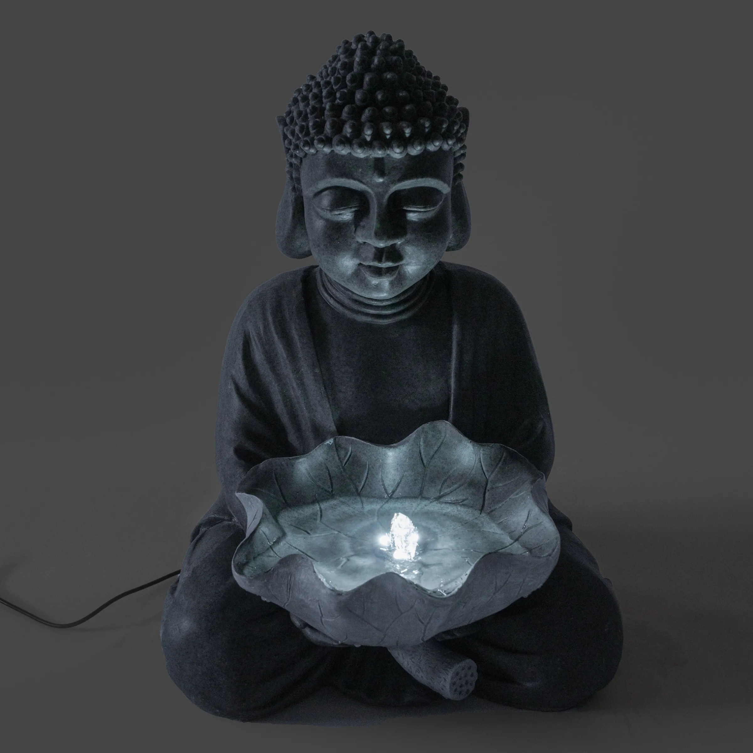 Solarbrunnen Buddha mit Lotusblatt und LED Licht