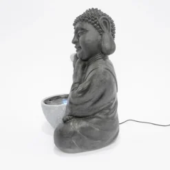 Solarbrunnen Buddha ruhend mit beleuchteter Wasserquelle