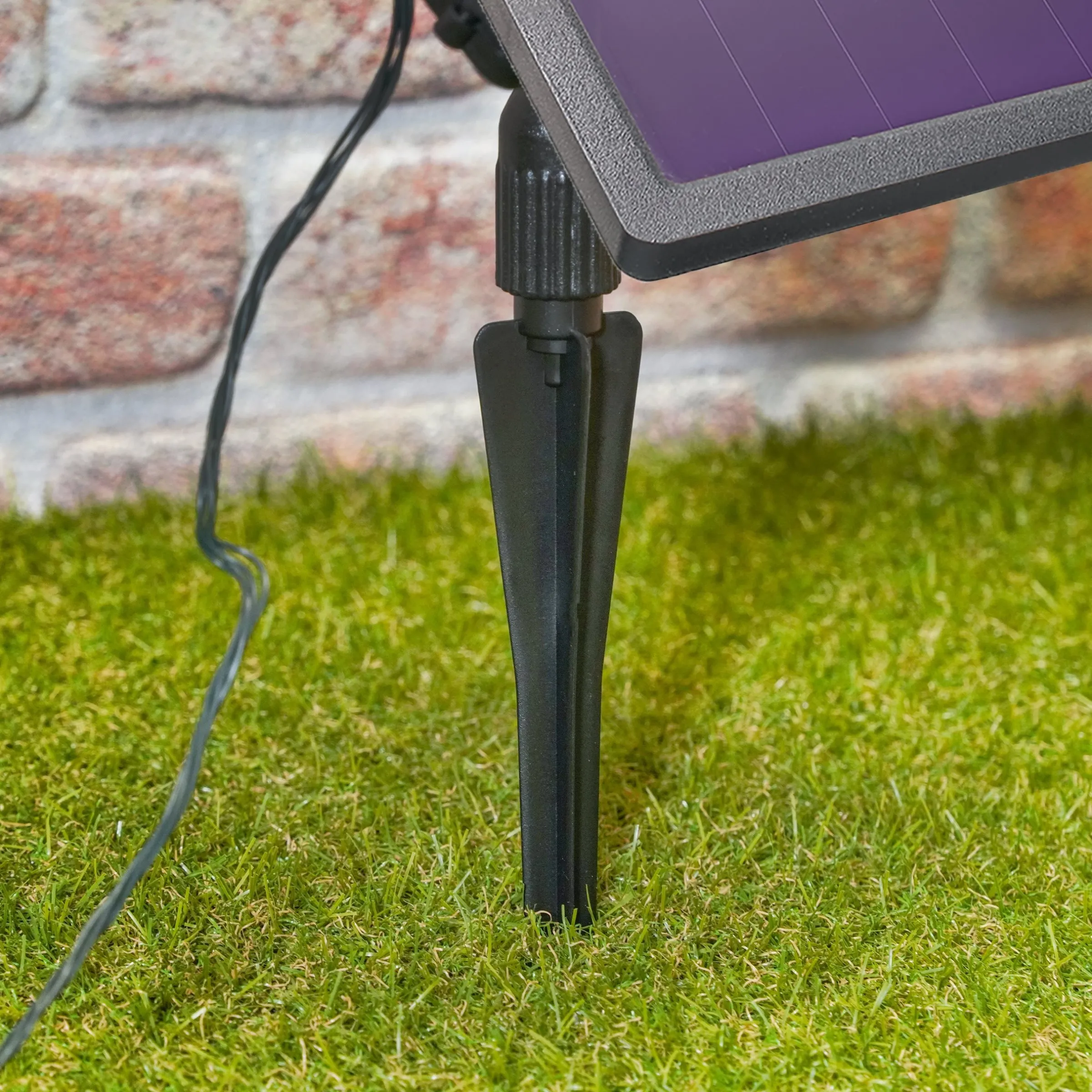Solar Cluster-Lichterkette mit 200 warmweißen LEDs