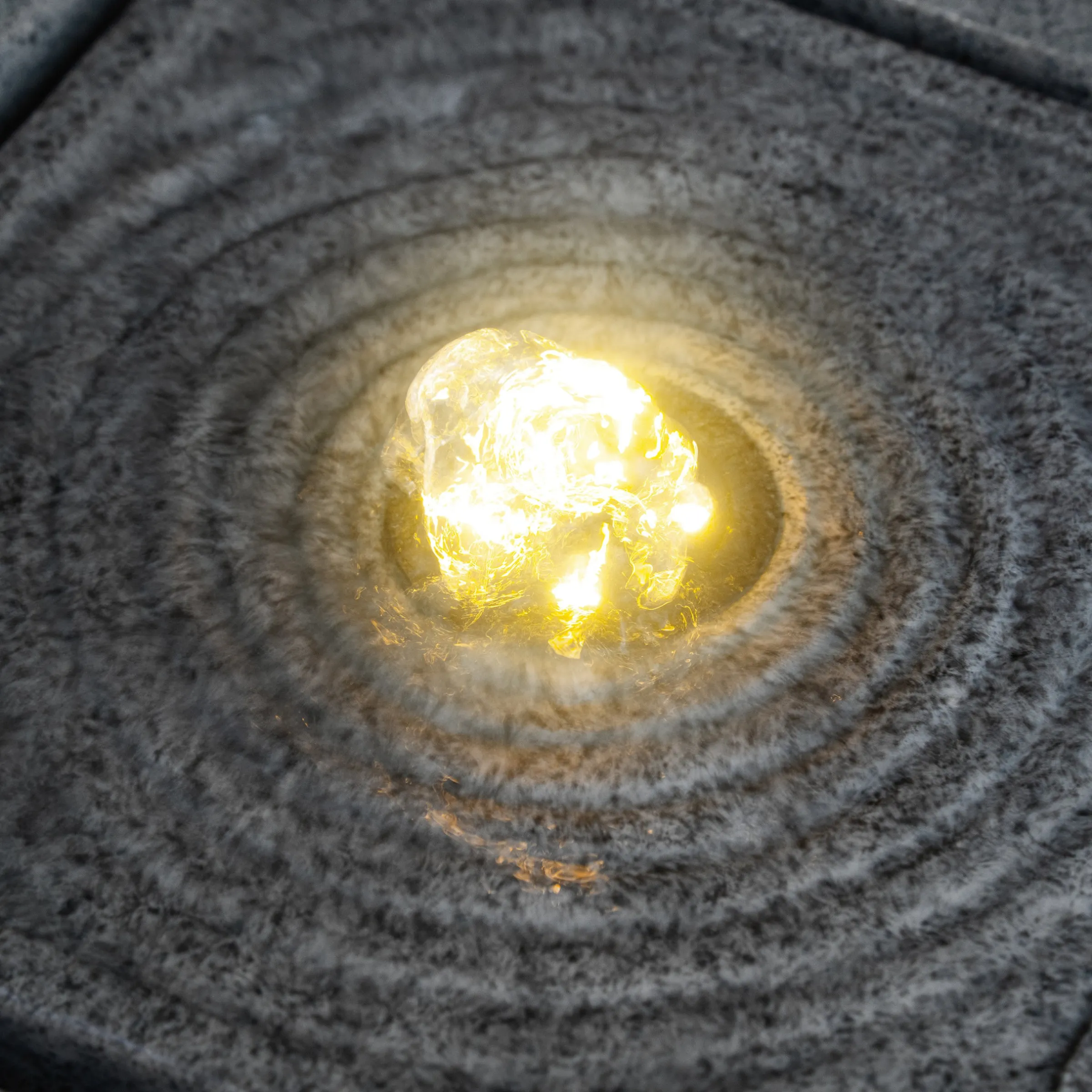 Solar Designbrunnen Silent mit LED Beleuchtung