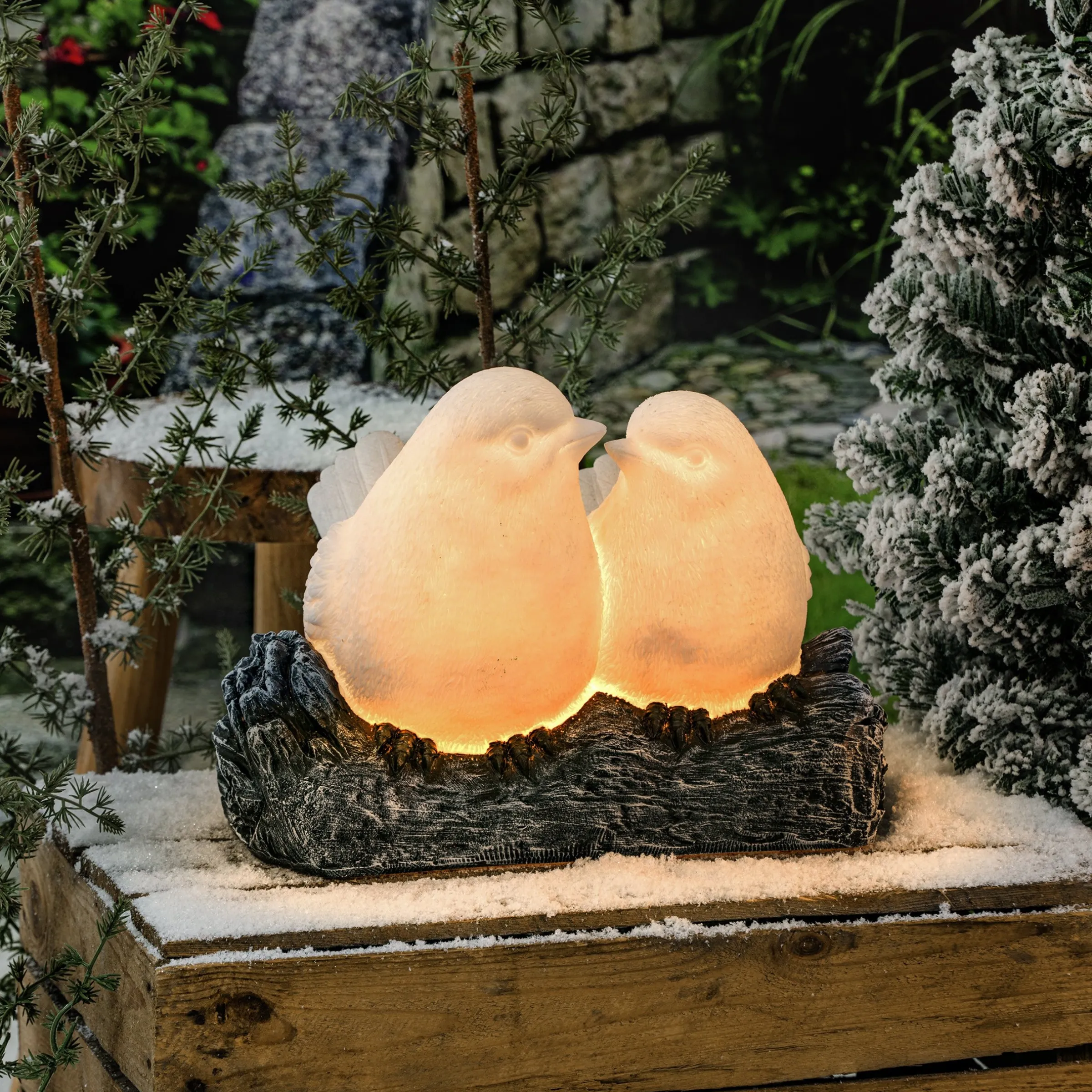 Solar Gartendeko Vogelpärchen auf Baumstamm