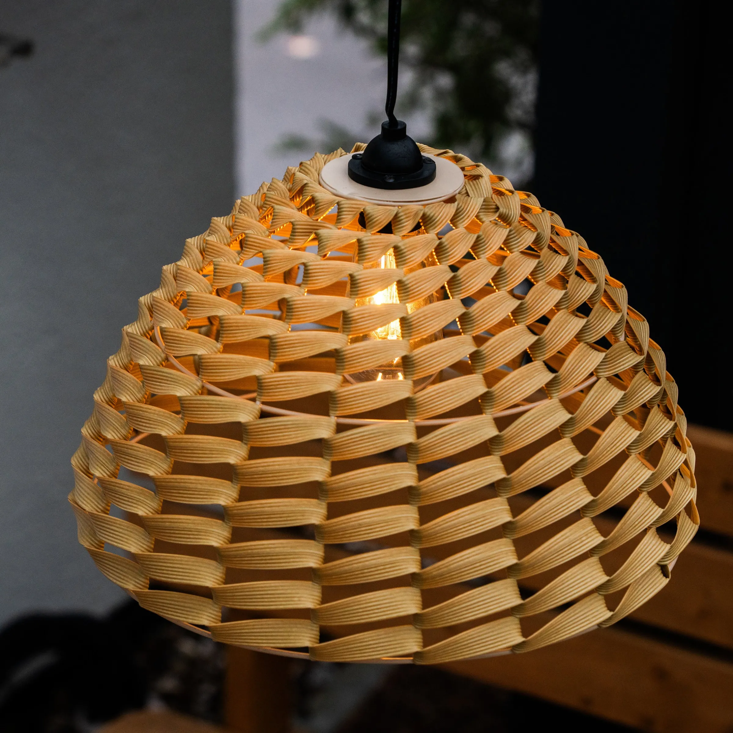 Solar Hängeleuchte Shinara warmweiß