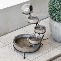 Solar Kaskadenbrunnen Firenze aus Keramik - grau