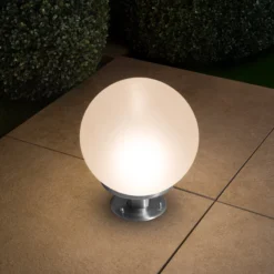 Solarkugel Liana ⌀ 25 cm mit Edelstahlfuß und Fernbedienung