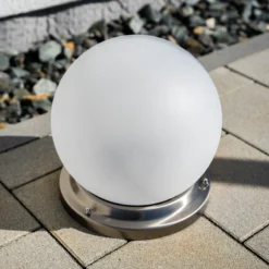 Solarkugel Liana ⌀ 25 cm mit Edelstahlsockel und Fernbedienung