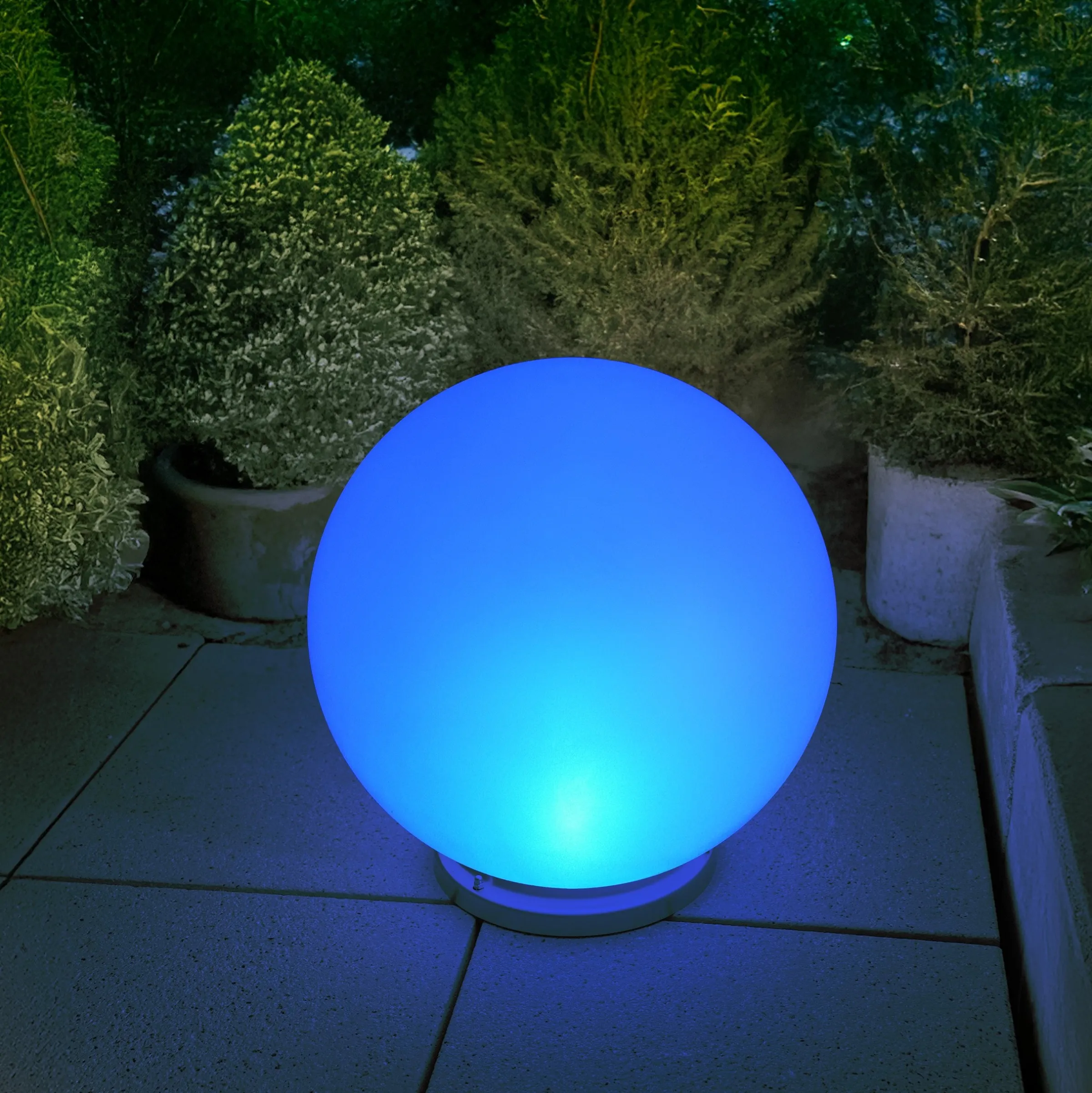 Solarkugel Liana ⌀ 40 cm mit Edelstahlsockel und Fernbedienung
