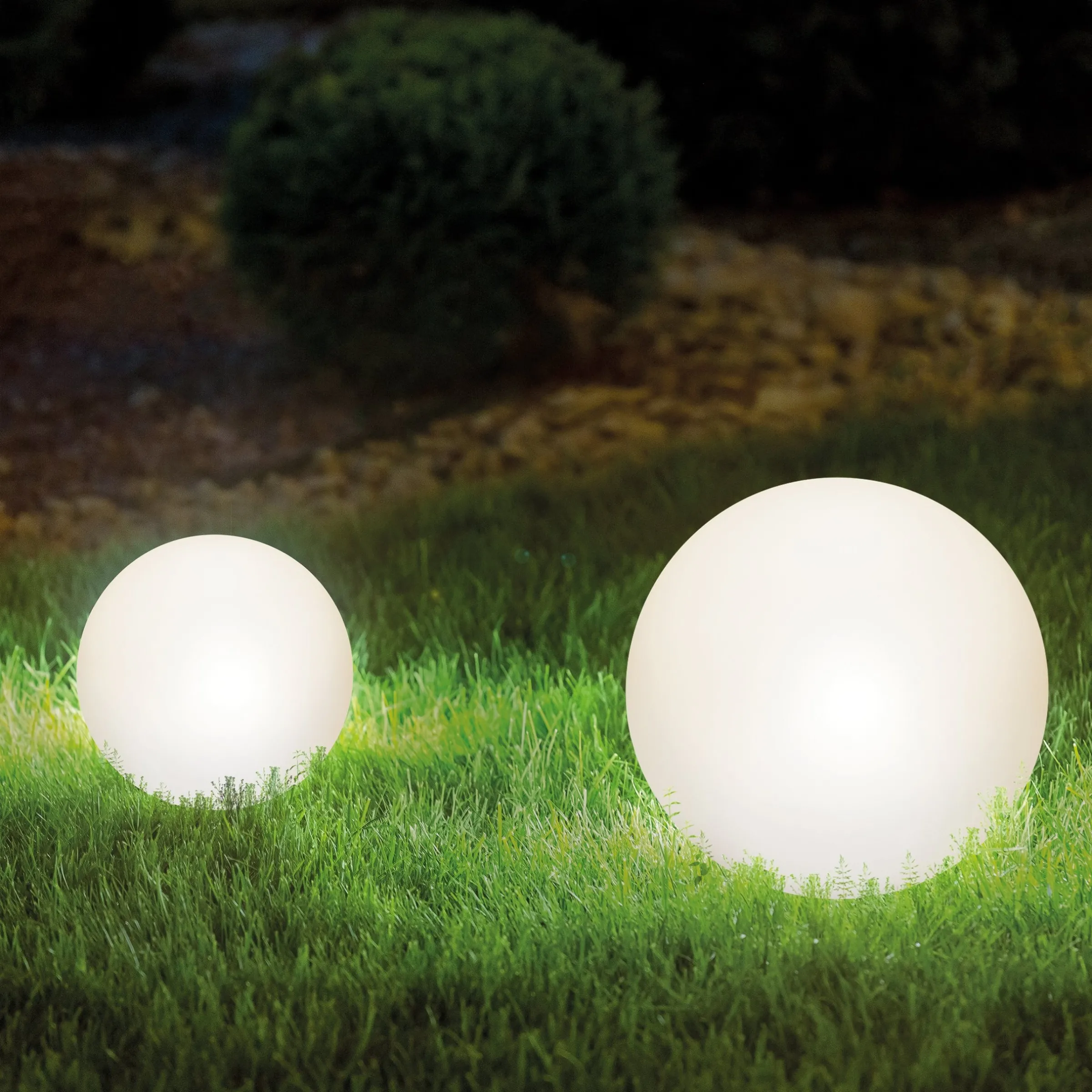 Solarkugeln Siena im 2er-Set - ⌀ 20 und 30 cm