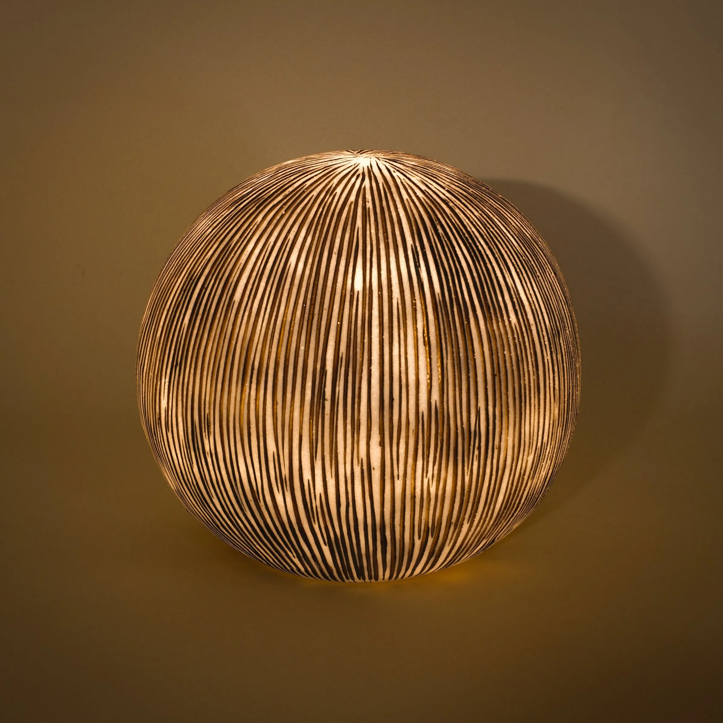 Solarkugel Ribbed-Ball ⌀ 26 cm in Sandsteinoptik