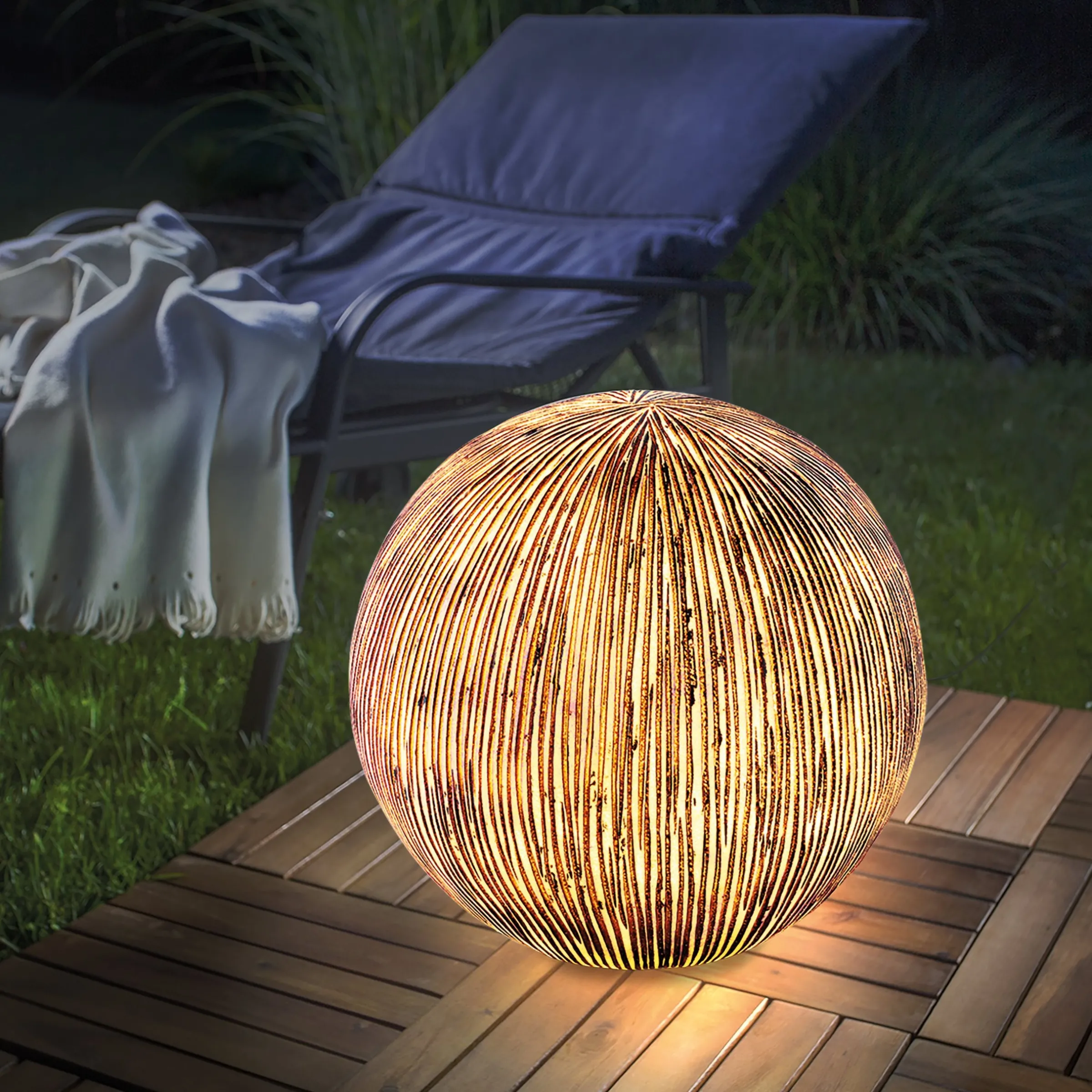 Solarkugel Ribbed-Ball ⌀ 26 cm in Sandsteinoptik