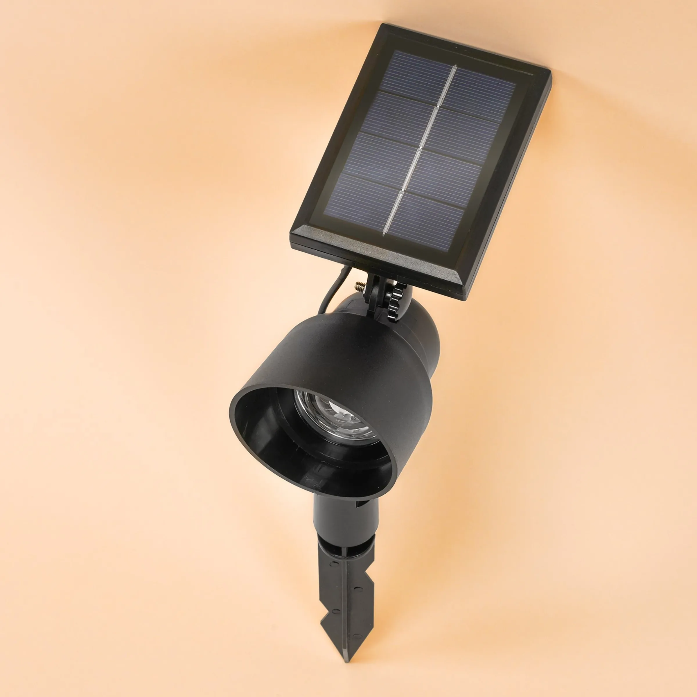 Solar LED-Bodenstrahler Spoti 30 warmweiß