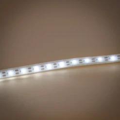 Solar LED-Lichterband mit 300 kaltweißen LEDs