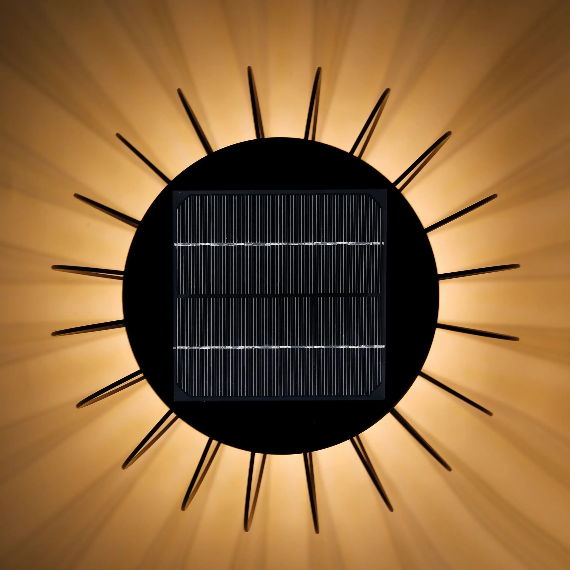 Solarleuchte Sorrent ⌀ 36 cm aus Metallstäben