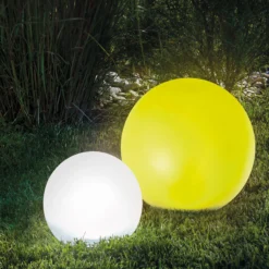 Solar Leuchtkugelset Basic ⌀ 20 & 30 cm mit 7 Lichtfarben