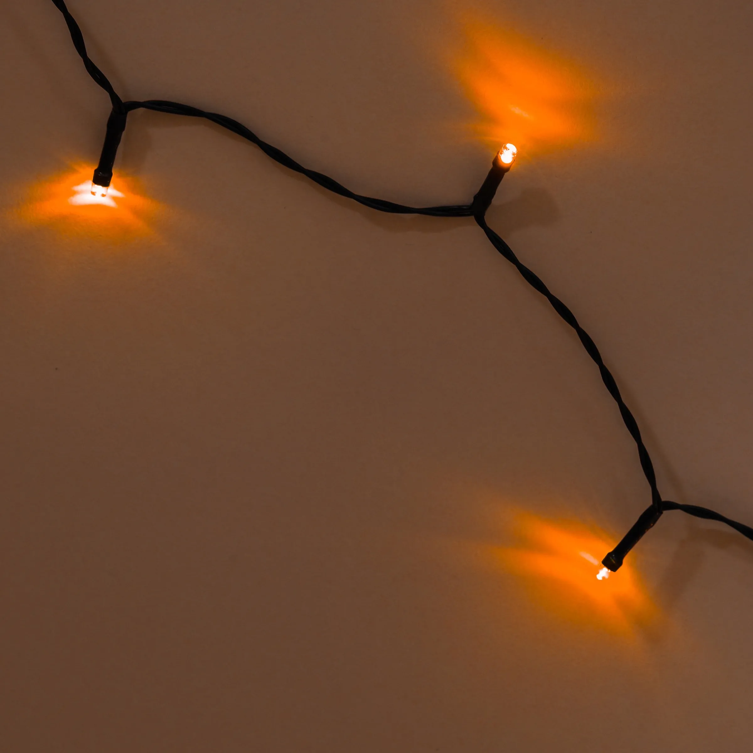 Solar Lichterkette mit 24 bernsteinfarbenen LEDs