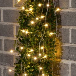 Solar Lichterkette mit 200 warmweißen LEDs und transparenten Kabel