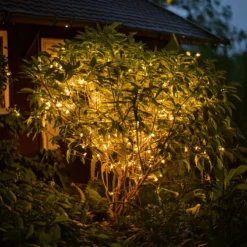 Solar Lichterkette mit 60 warmweißen LEDs