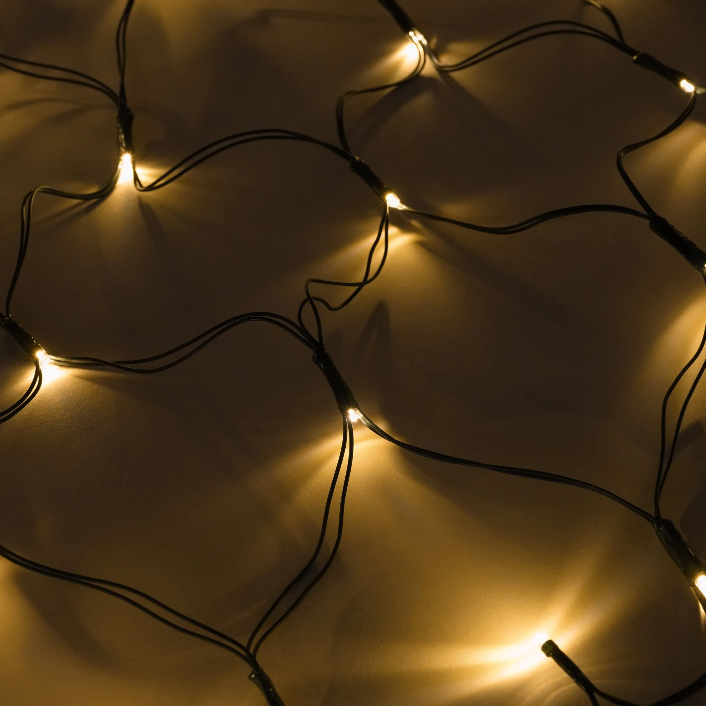 Solar Lichternetz mit 144 warmweißen LEDs