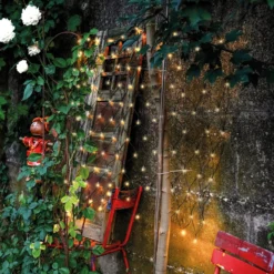 Solar Lichternetz mit 144 warmweißen LEDs