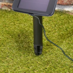 Solar Lichterschlauch mit 100 warmweißen LEDs