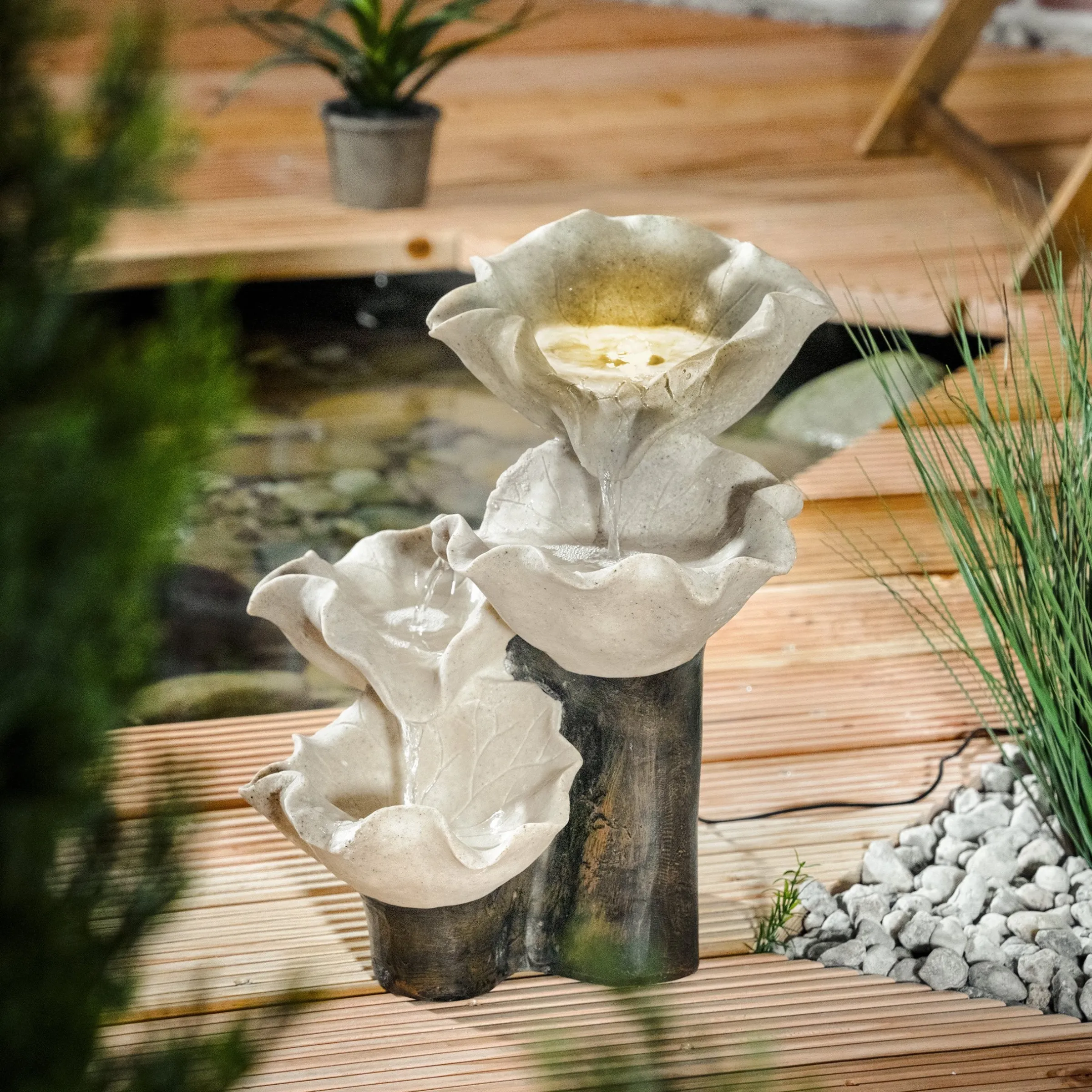 Solar Lotusblätterbrunnen mit LED-Beleuchtung