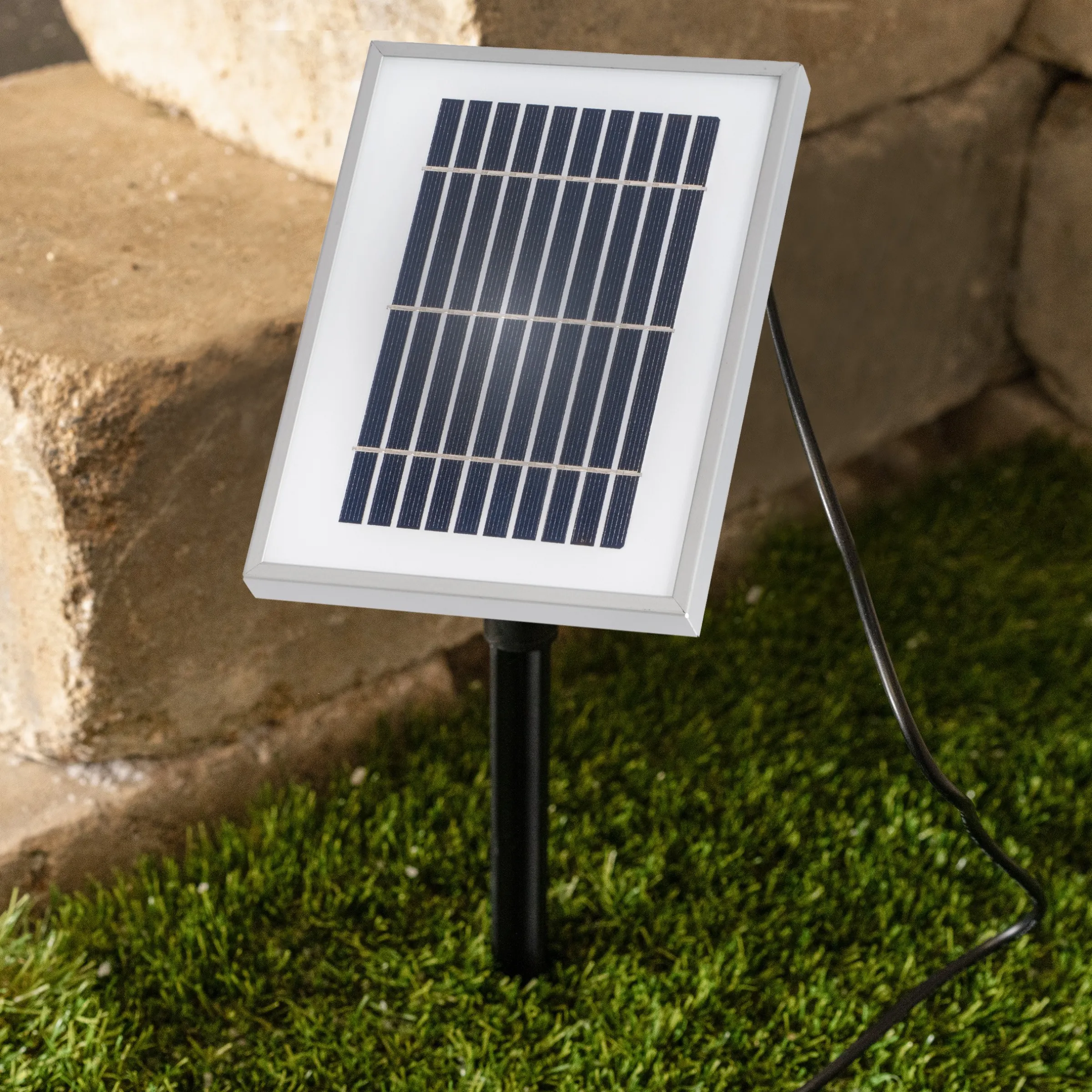 Solarmodul 2 Wp 6V inkl. Akku und Halterung