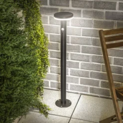 Solar PIR-Standleuchte Mia 85 cm in schwarz
