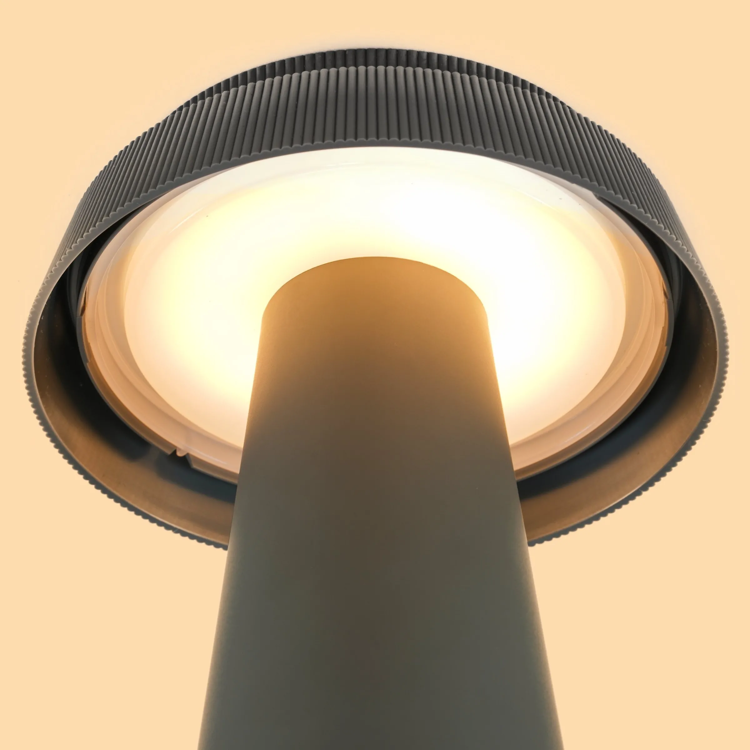 Solar Sensor Camping- und Tischleuchte Sissi 23 CCT