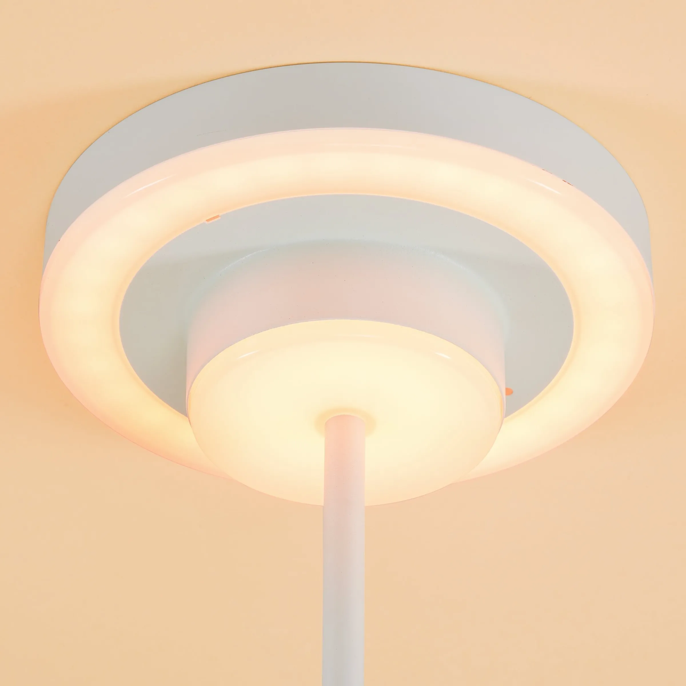 Solar Sensor Lese- und Tischleuchte Lina, dimmbar