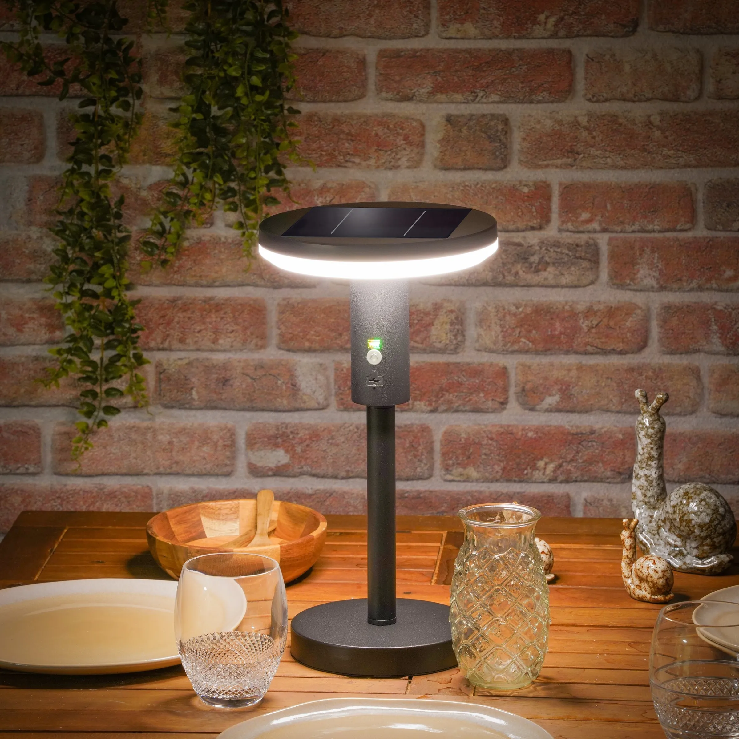 Solar Sensor Lese- und Tischleuchte Talino, dimmbar