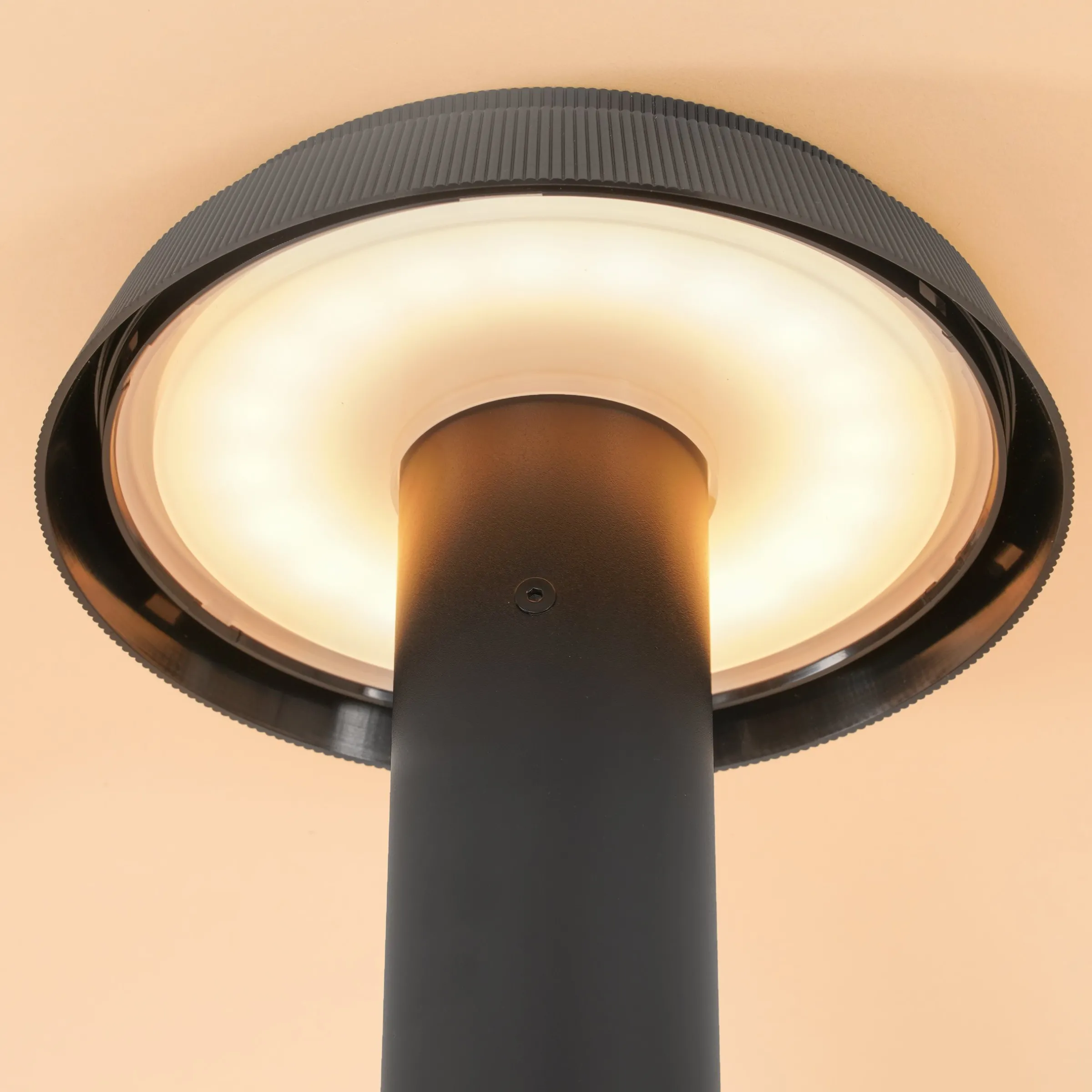 Solar Standleuchte Sophia 70 CCT mit Bewegungssensor