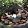 Solar Vogelbadbrunnen dunkel mit LED-Beleuchtung