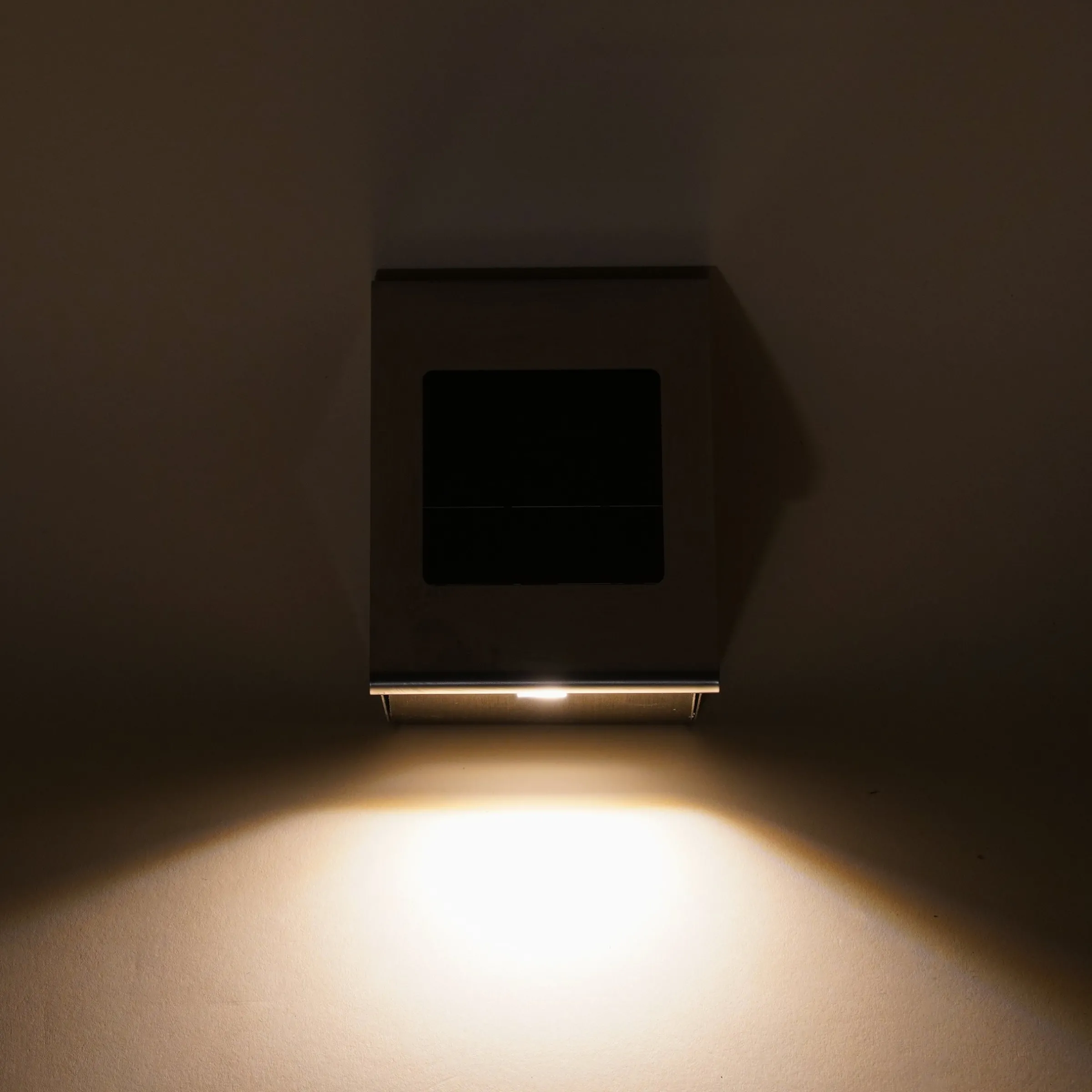 Solar Wandleuchte Shine aus Edelstahl