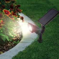 Solar Wand- und Bodenstrahler warm weiß im Kunststoffgehäuse