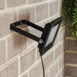 Solar Wand- und Bodenstrahler Power Flood in warmweiß