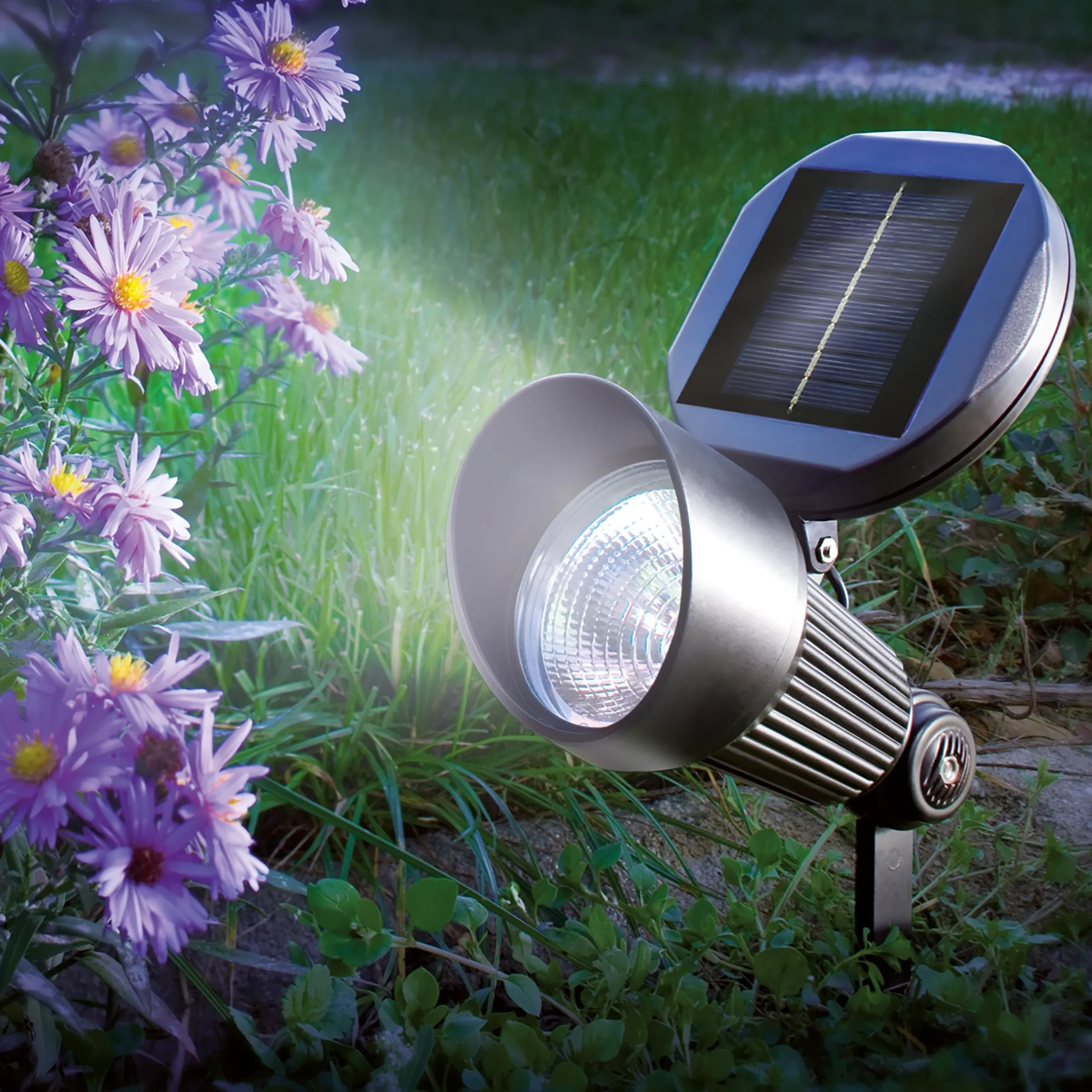 Solar Wand- und Bodenstrahler kalt weiß im Alugehäuse