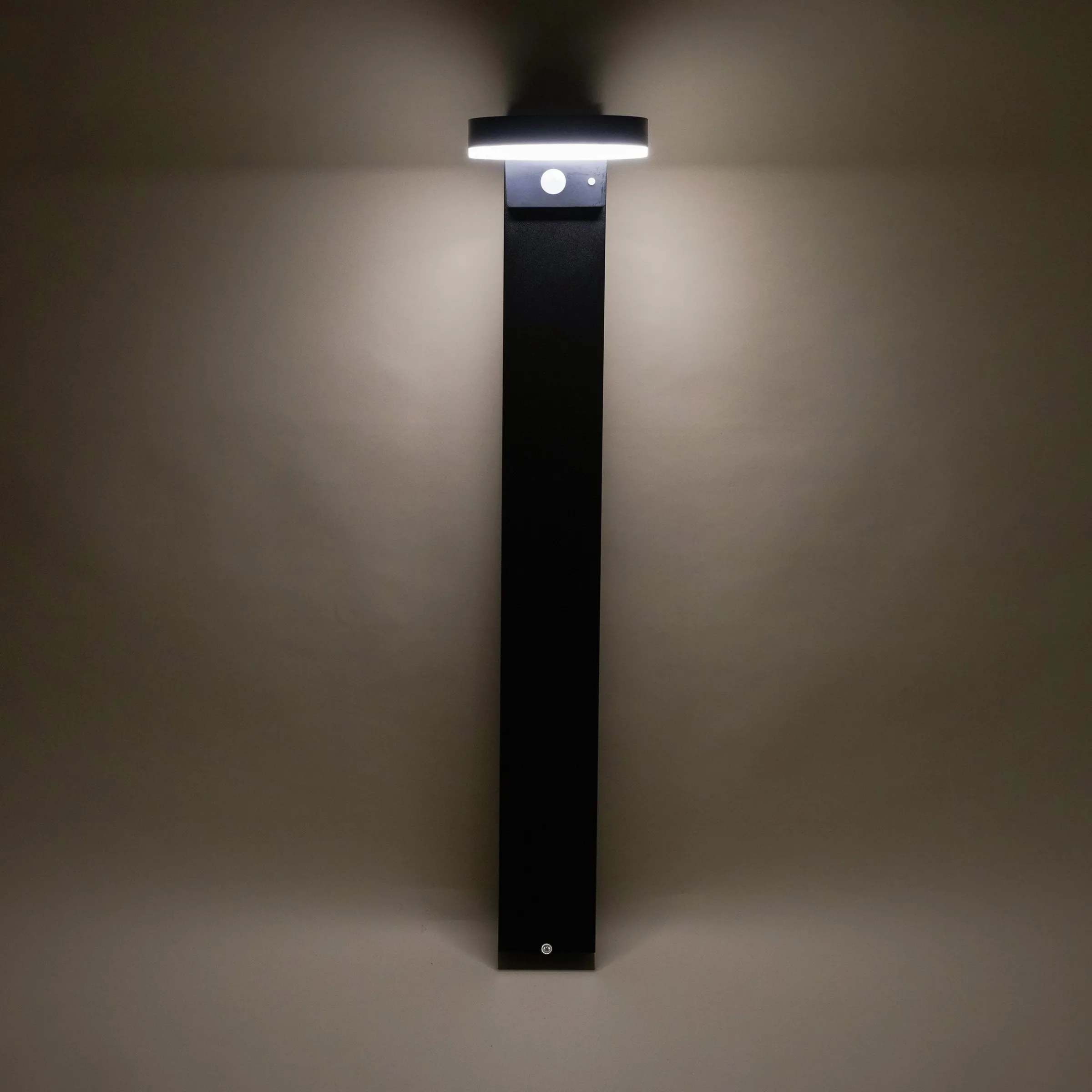 Solar Wegeleuchte Diana 80 cm mit PIR-Sensor