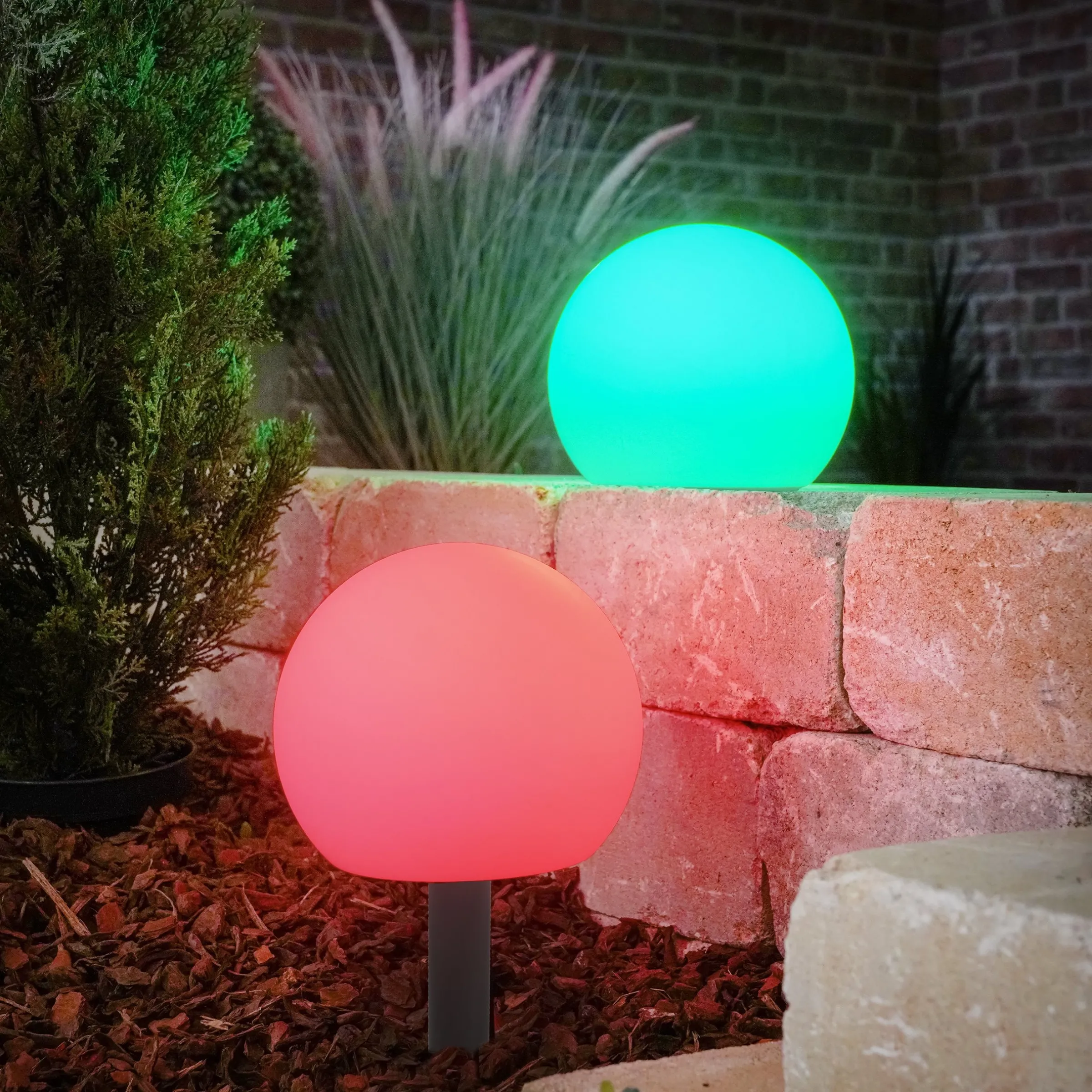 Stimmungsvolles Solarkugelset ⌀ 20 cm mit Fernbedienung