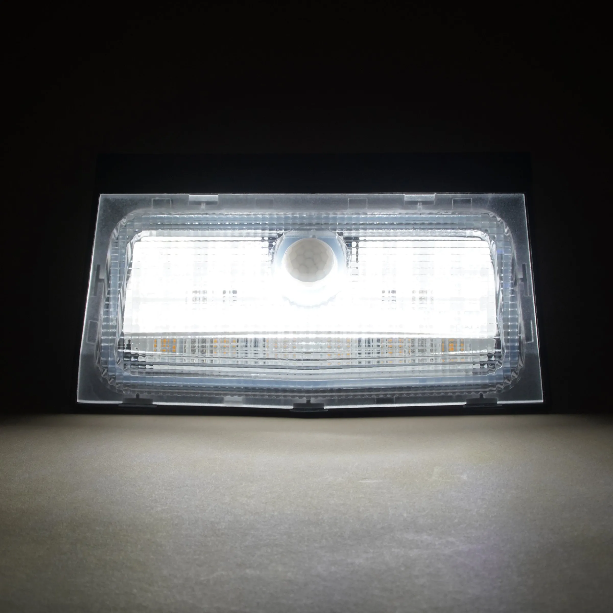Universelle Solar Wandleuchte mit Bewegungsmelder
