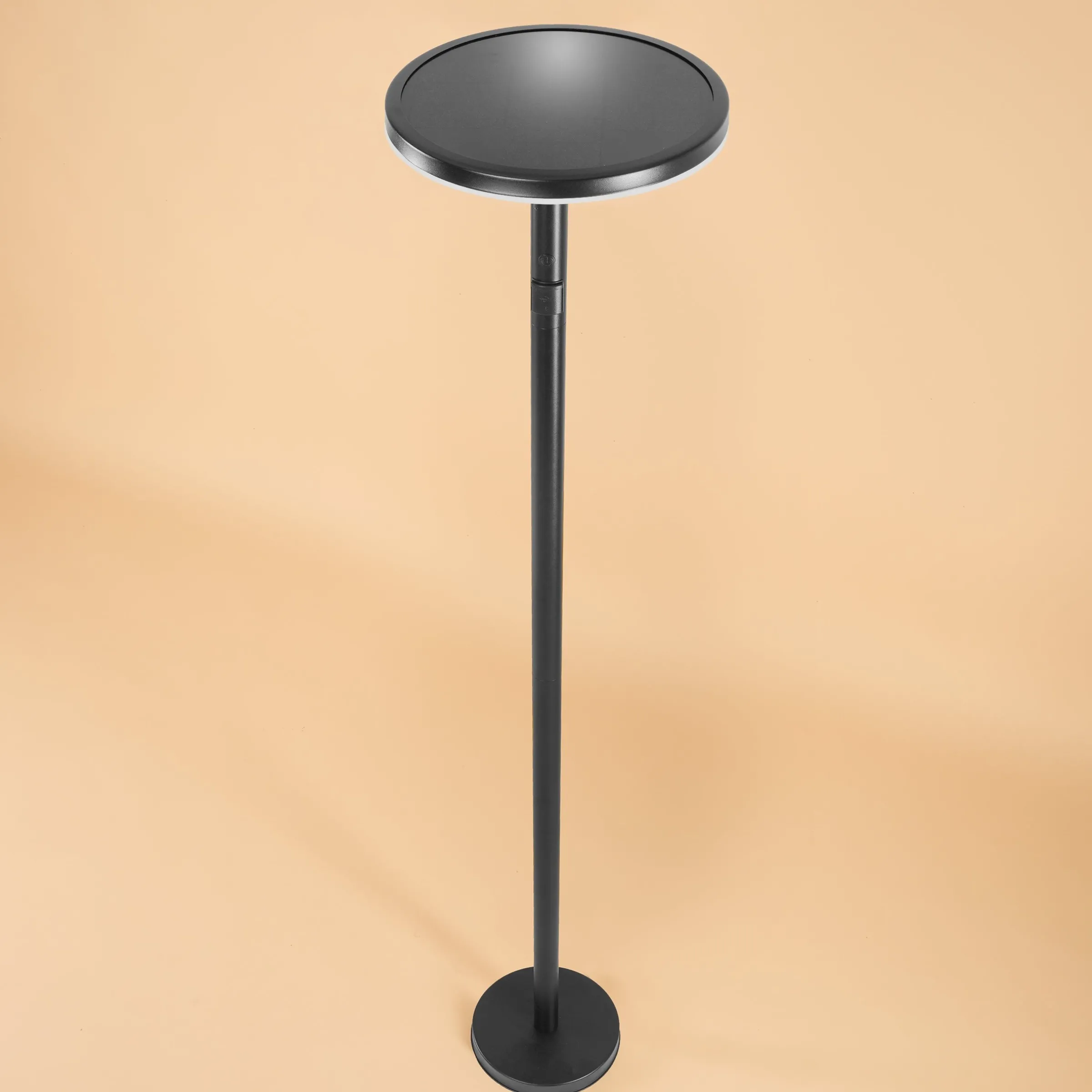 Vielseitige Solar Stand- und Leseleuchte Emilia 150 cm