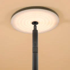 Vielseitige Solar Stand- und Leseleuchte Emilia 150 cm