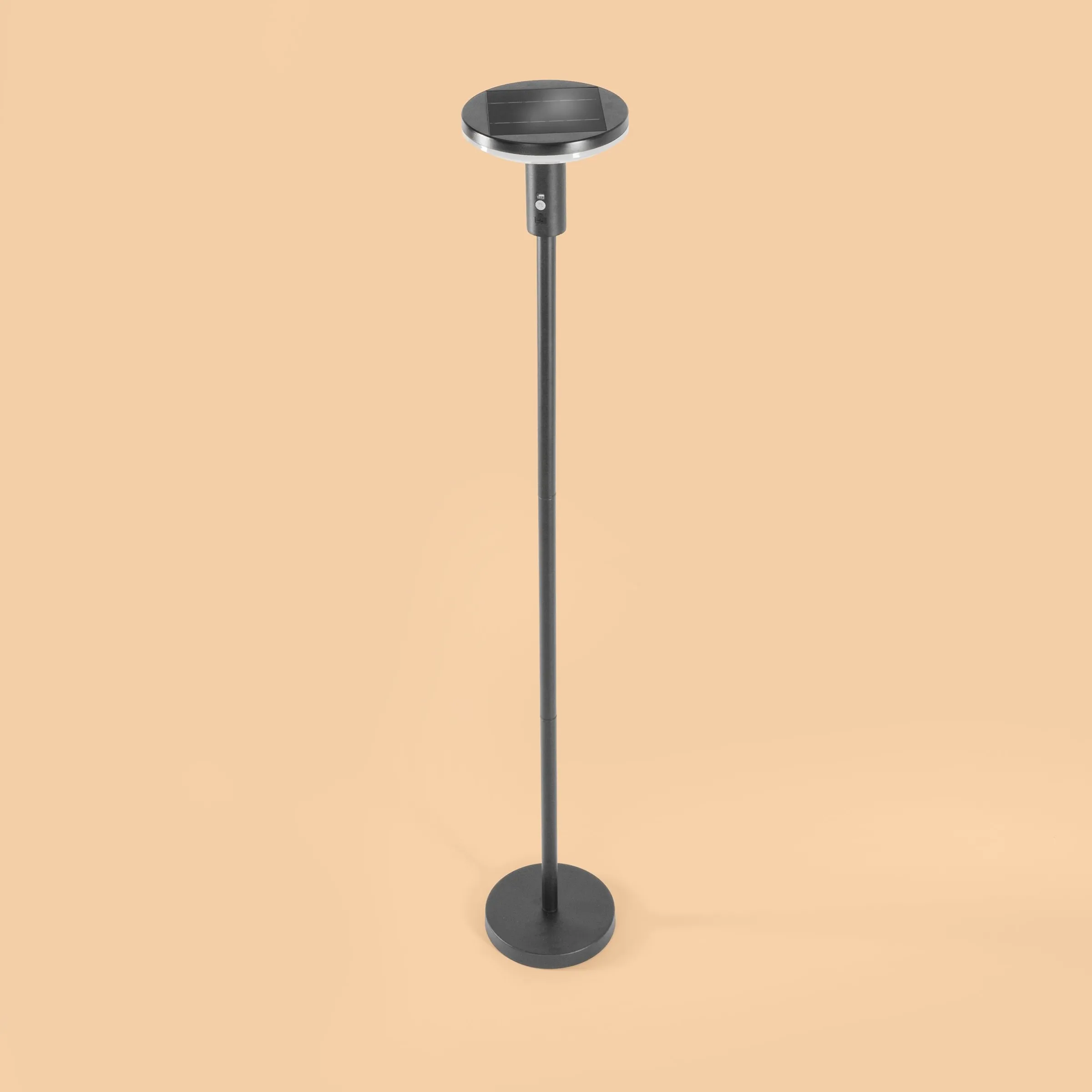 Vielseitige Solar Stehlampe Talino 140 cm, dimmbar