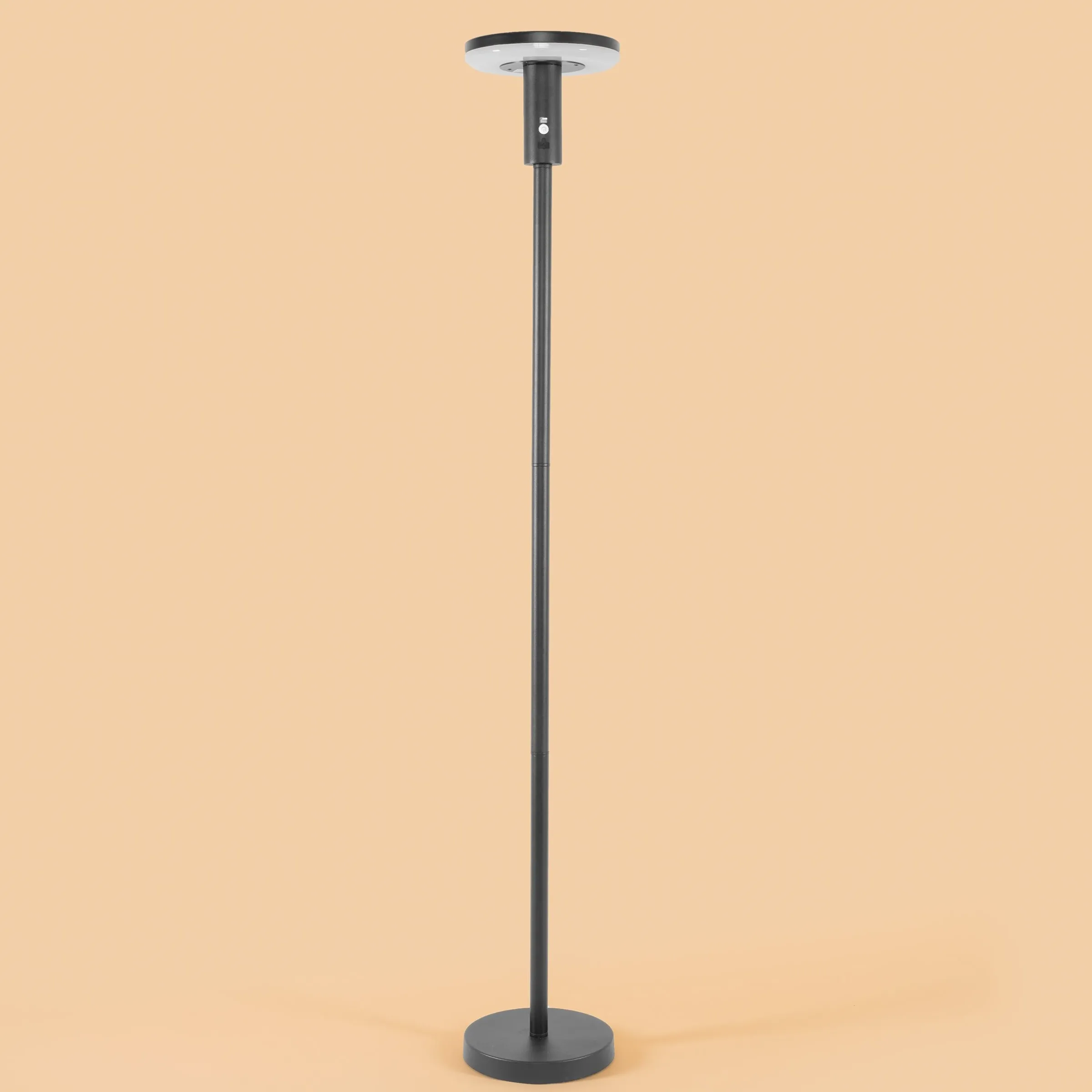 Vielseitige Solar Stehlampe Talino 140 cm, dimmbar