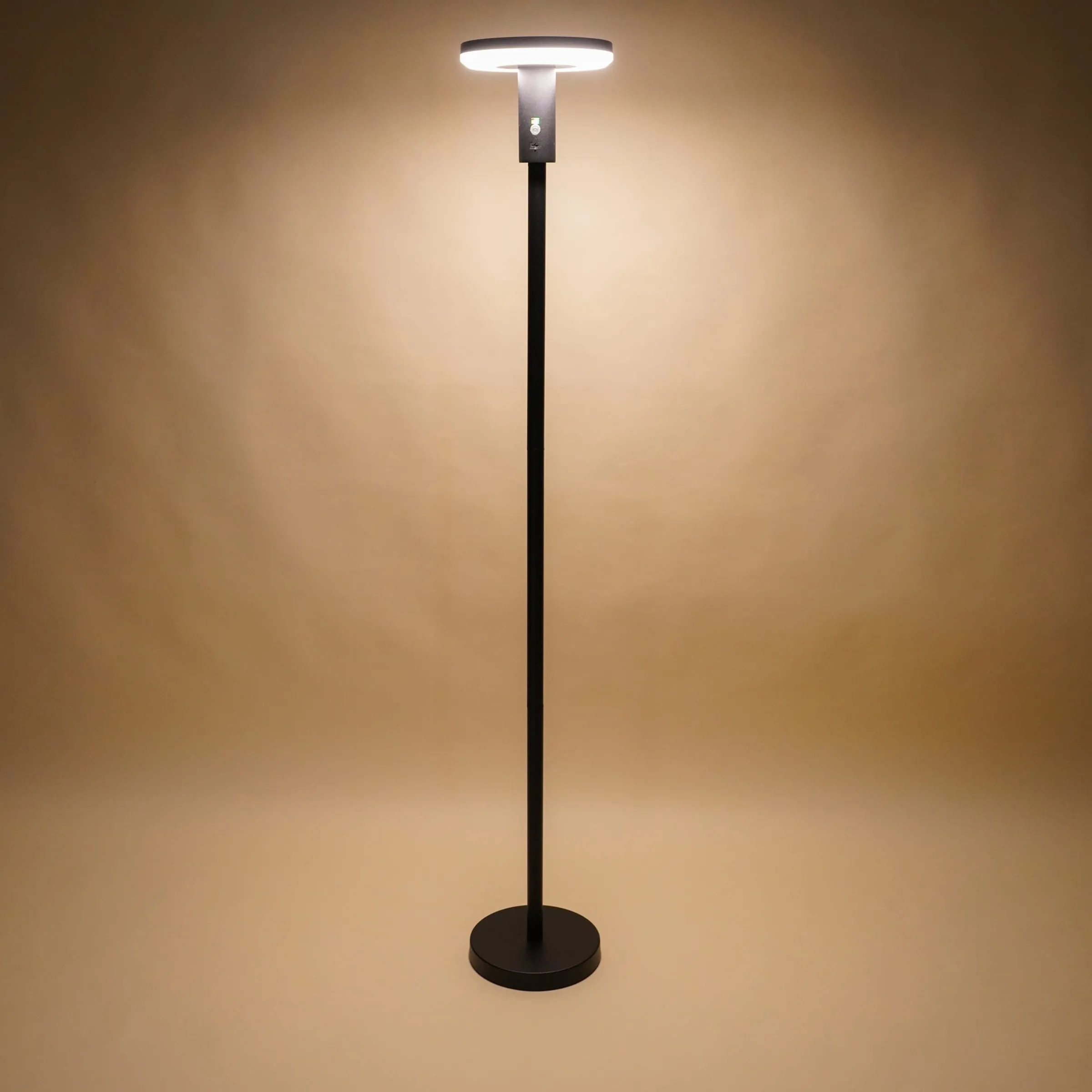 Vielseitige Solar Stehlampe Talino 140 cm, dimmbar