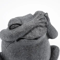Wasserspeier-Figur sitzender Frosch